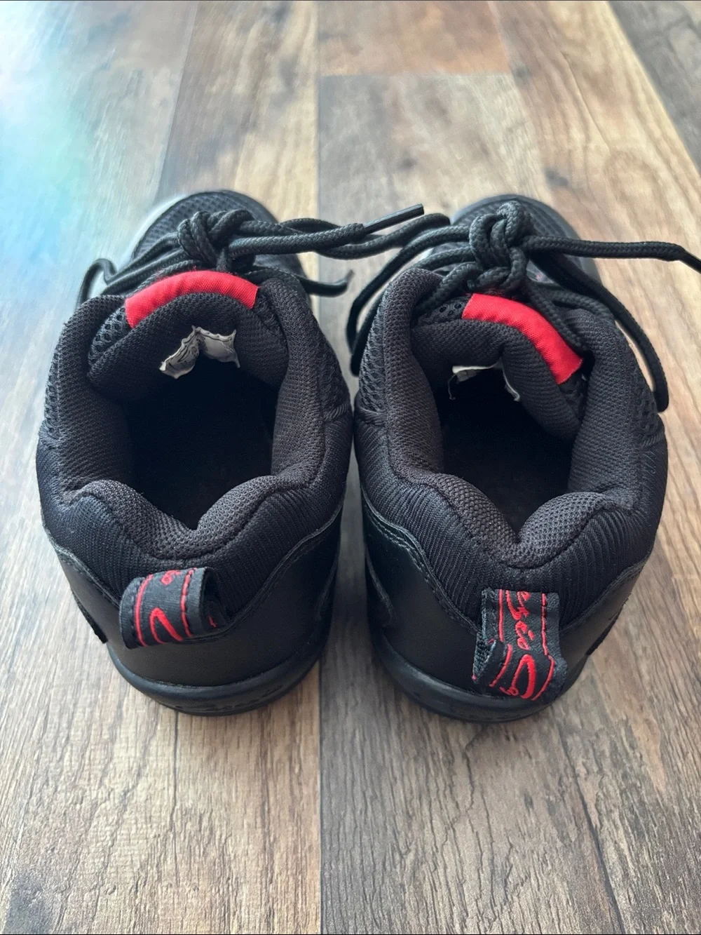 Capezio Red and Black Fierce Dansneaker Dance Tennis Shoes size 3 1/2 youth